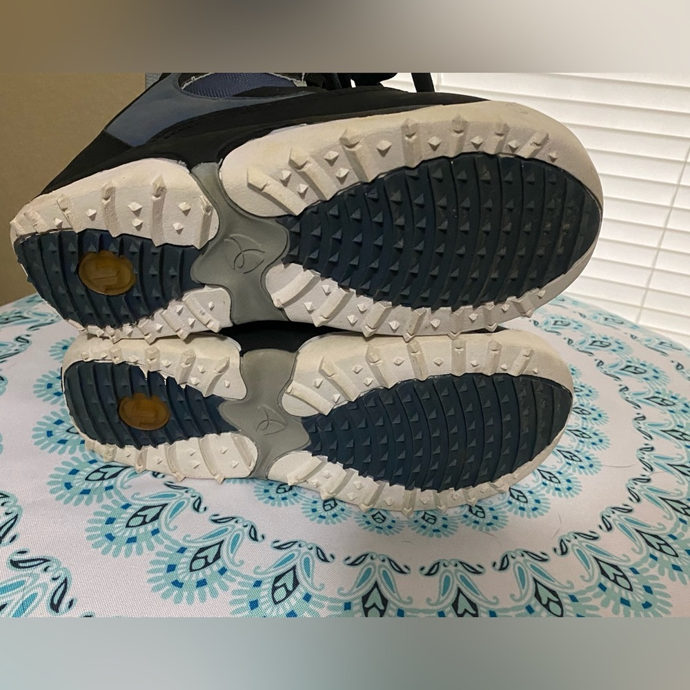 Burton youth snowboarding boots - Picture 4 of 9